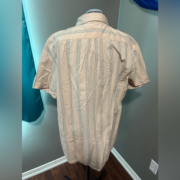 New with Tags Good Threads Men’s XL short sleeve striped dress shirt - Picture 2 of 5